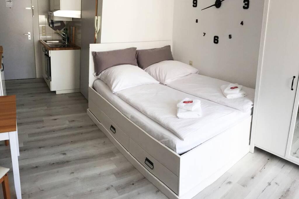 Apartment-Mitten In Konstanz, Gratis Parkplatz & Fahrrader, Netflix Tv Luaran gambar