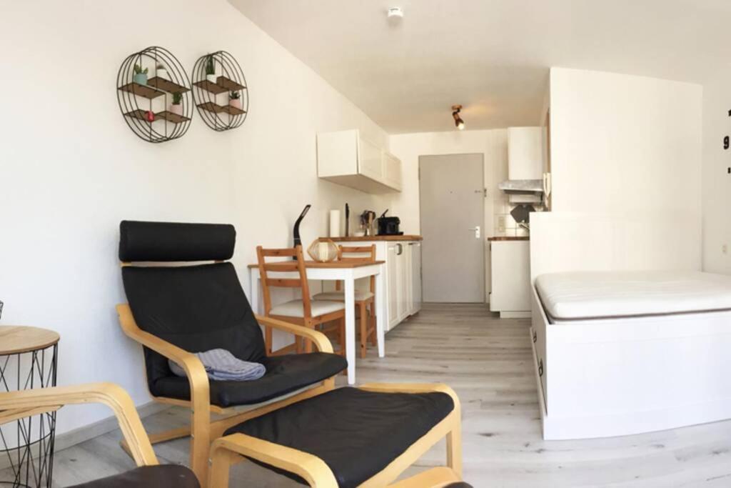 Apartment-Mitten In Konstanz, Gratis Parkplatz & Fahrrader, Netflix Tv Luaran gambar